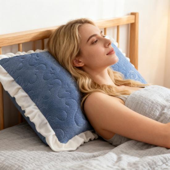 Velvet Pillowcase Autumn Winter Pillow Cover with Pleated Edge Skin-friendly Pillow Protector Decorative Warm Pillow Sham for Bedroom Dormitory