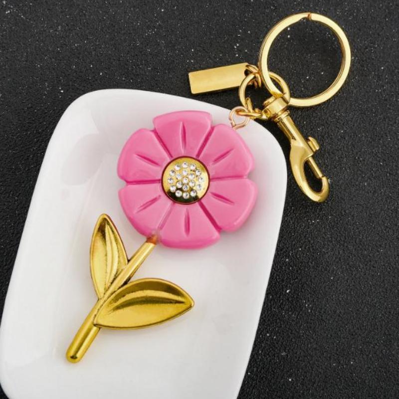 Exquisite Keychain Pretty Creative Key Chain Pendant Multifunctional Purse Charm For Women