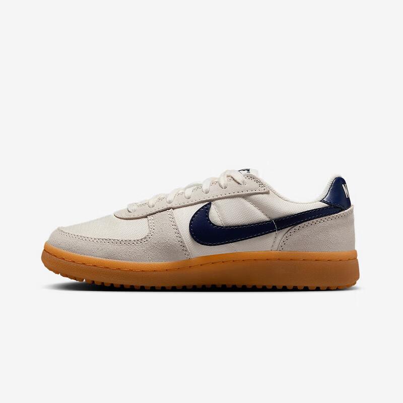 Nike Women s FIELD GENERAL (GS) Casual Sneakers 40