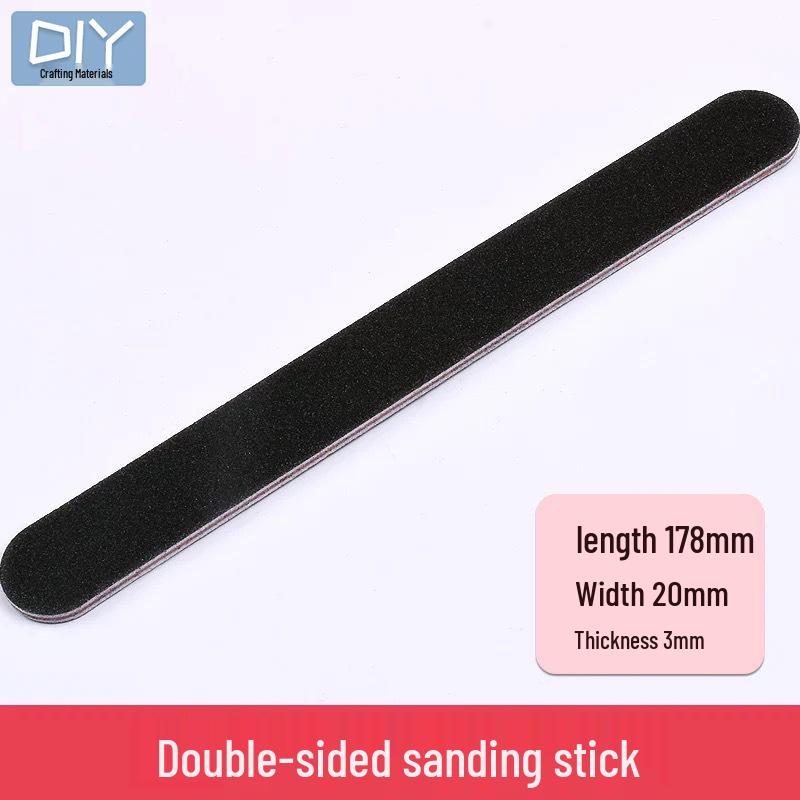 

Набор инструментов для эпоксидной смолы «Сделай сам» с перчатками, мерными стаканчиками, весами, пинцетом, пипеткой, наждачной бумагой, полиролью и пробойником.