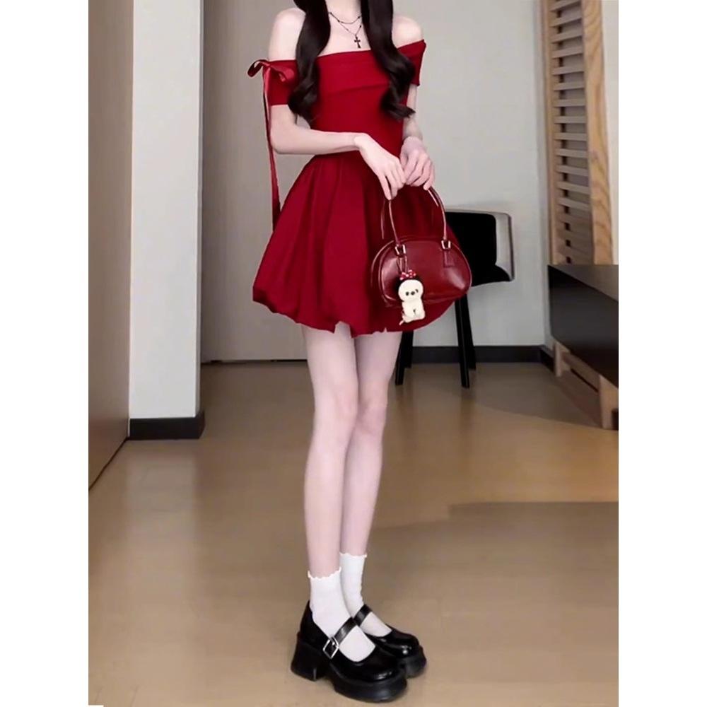 French one-word shoulder off-the-shoulder red dress women's summer new small beautiful puffy bud dress