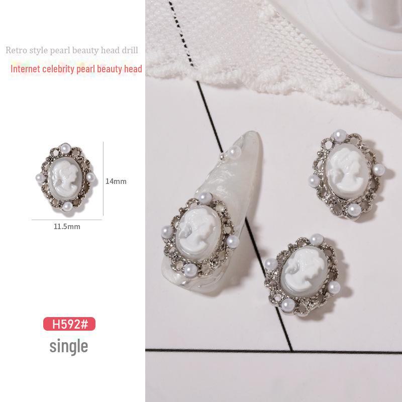 

Аксессуары для дизайна ногтей в стиле барокко и ретро с жемчугом и бриллиантами Small Silver белый