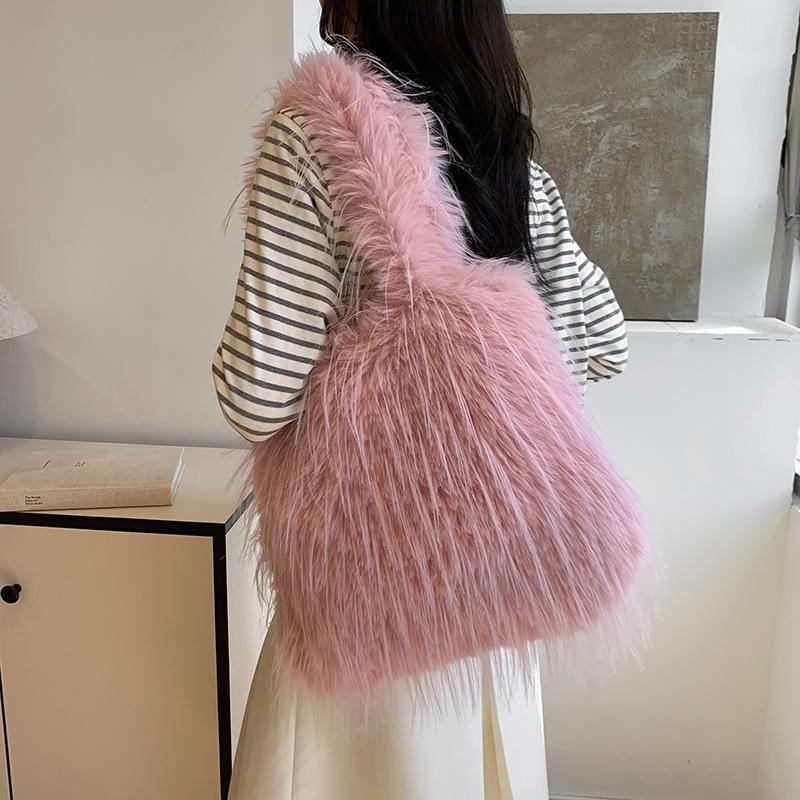 Autumn and winter new Mao Mao Tote women's bag daily commuting texture long hair shoulder messenger bag