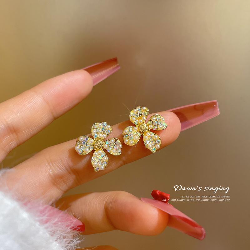 

Корейские серьги-подвески с цветком циркона для женщин, бохо-декор, висячие серьги с опаловым сердцем для подарка на день рождения, вечерние украшения