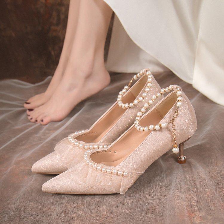 

модні жіночі туфлі на підборах Туфлі на підборах Чорне весілля нареченої Блискучі туфлі на високих підборах на шпильці Офісні туфлі на підборах 40 шампанського