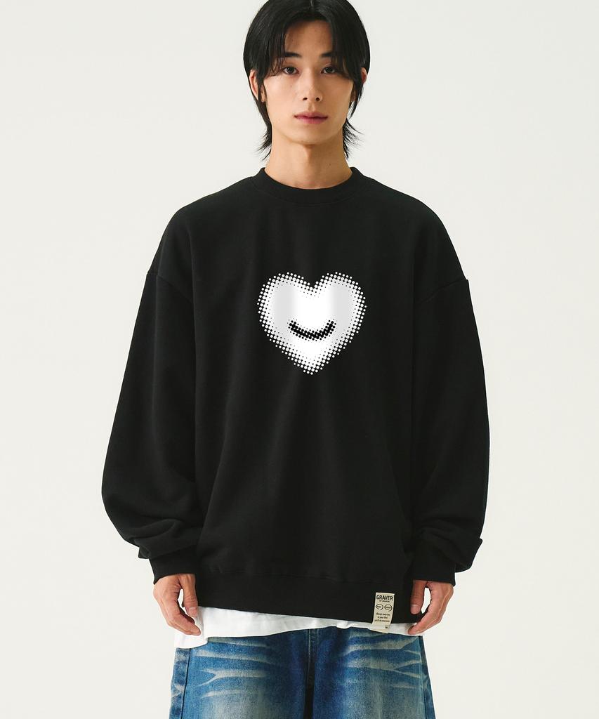 GRAVER [Unisex] Dot Silhouette Heart Sweatshirt_Black