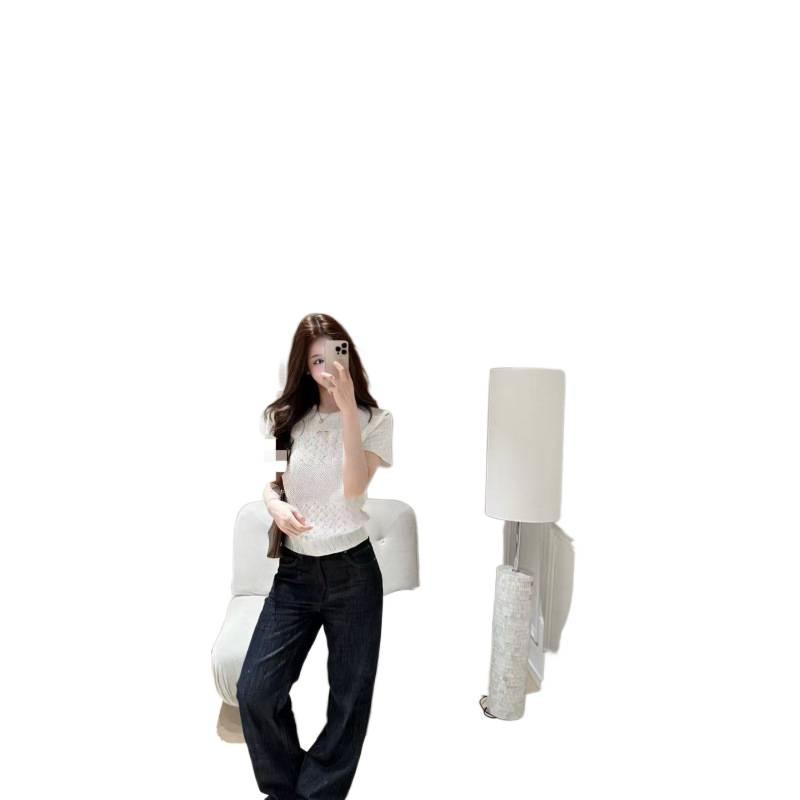 European High-Quality Metal Logo Knit Top - Short Sleeve, Round Neck, Casual & Versatile Design for Women