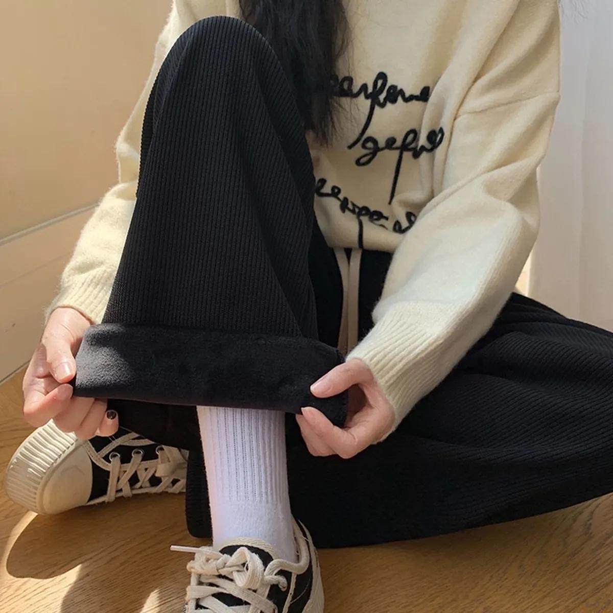 

Женские зимние утолщенные повседневные свободные широкие плюшевые теплые брюки M чёрный