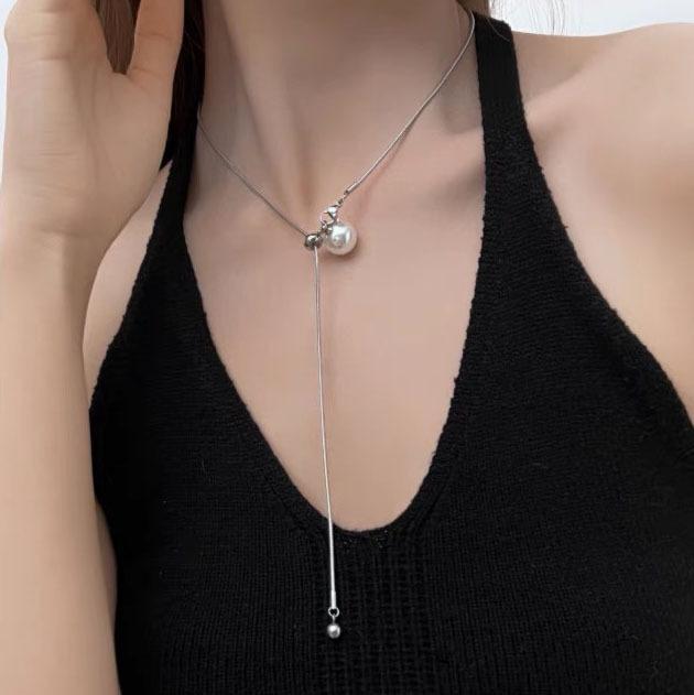 New pearl necklace women's light luxury niche high-end explosion y-character temperament long clavicle chain accessories sweater chain