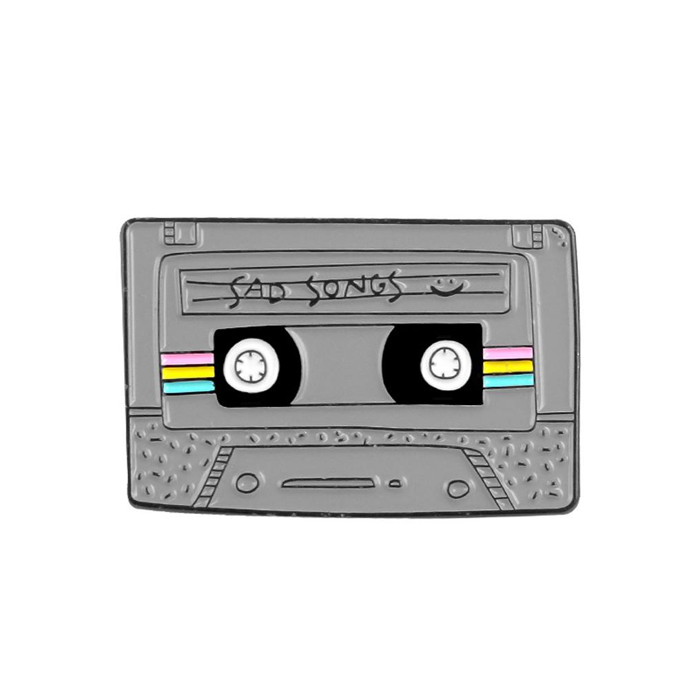 

Готичні жахи на Хеллоуїн Подарунки Шпильки Вампір Кажан Mothman Для рюкзаків Панк Емаль Брошки для портфеля Значки Аксесуари