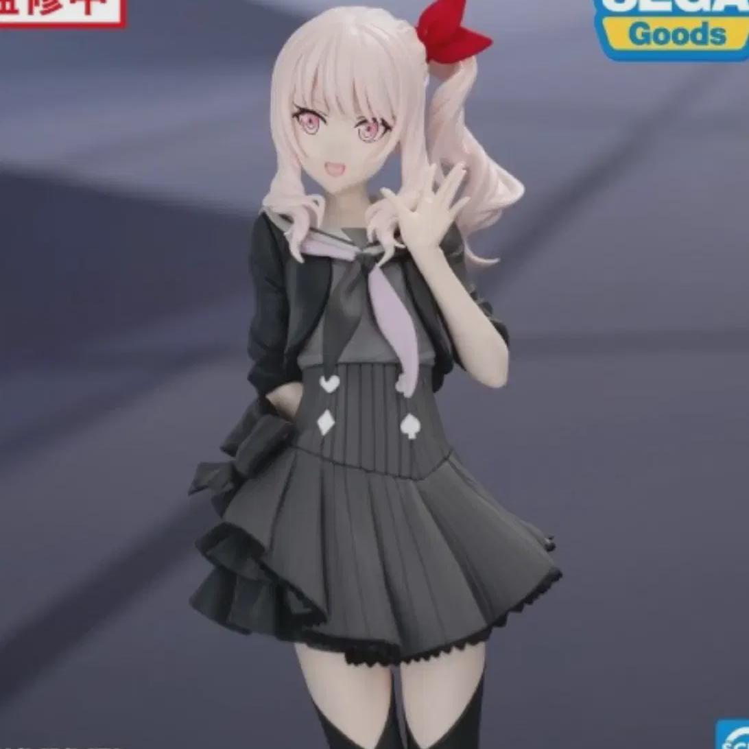 

Фигурки Project Sekai Fseka Акияма Мизуки продаются запечатанными