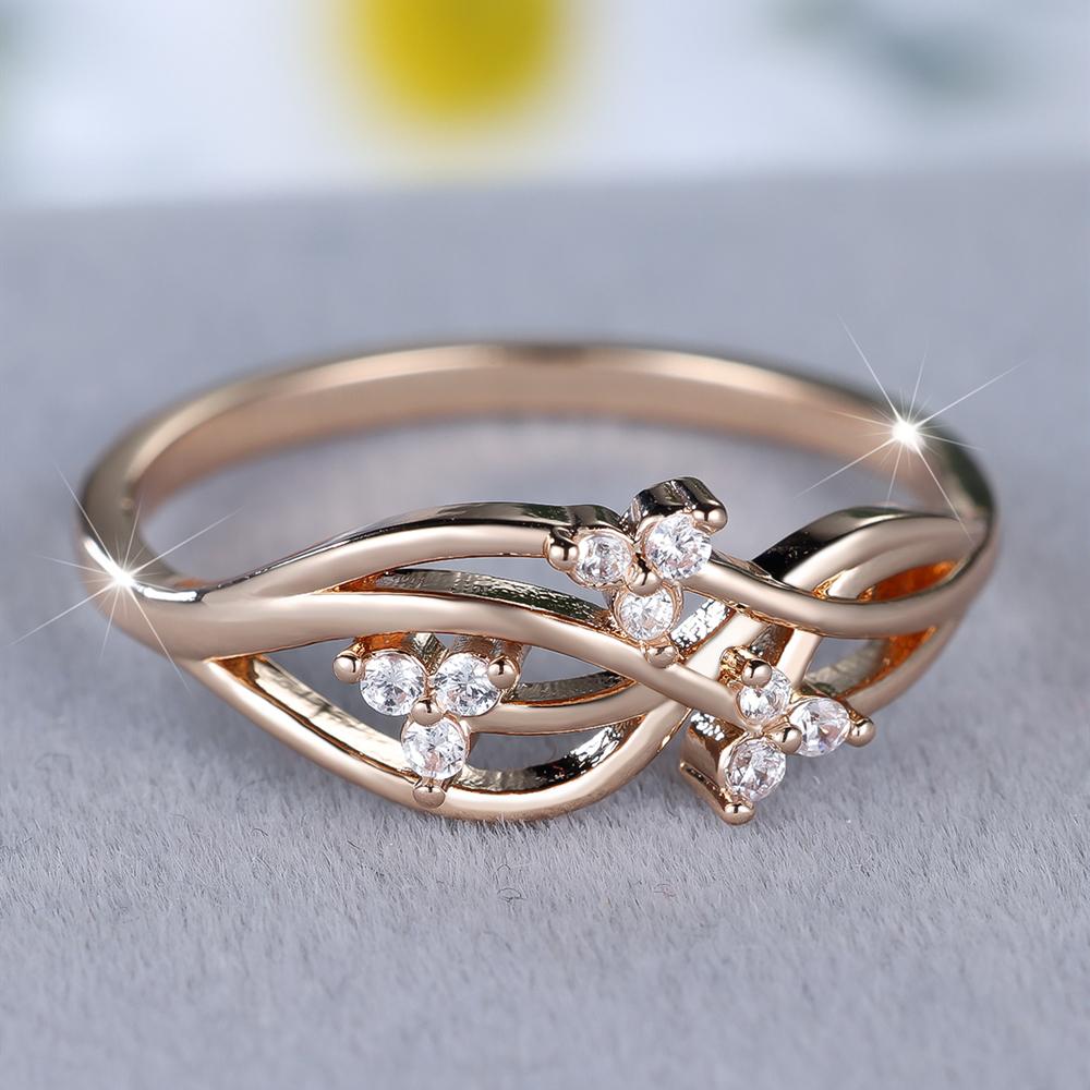 Einfache Elegante Goldfarbene Hohle Blume Fingerringe für Frauen Ethnisch Brautring Hochzeitsschmuck