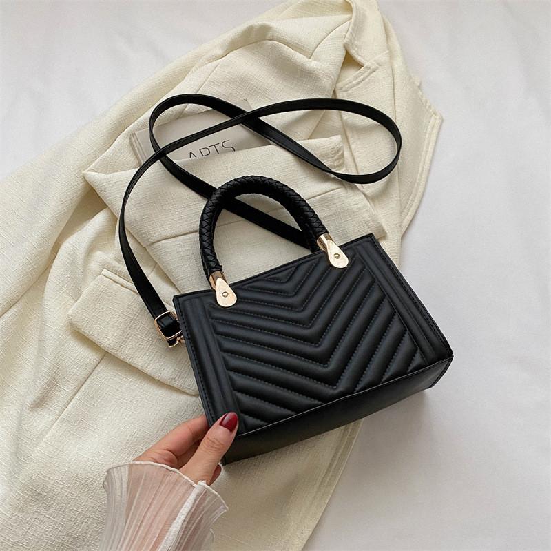 Stylish Pu Square Handbag For Women Trendy Street Fashion 2023 Summer Collection