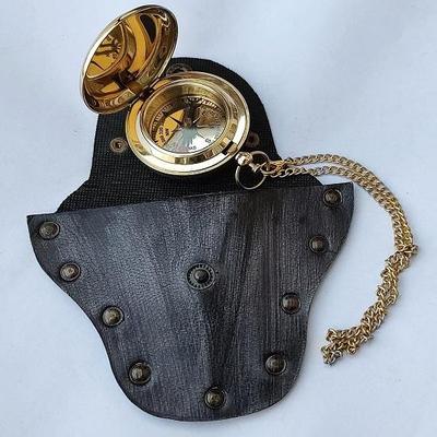 Bússola Cap Snap Corrente com Estojo Especial de Couro Náutico Vintage 5,08cm