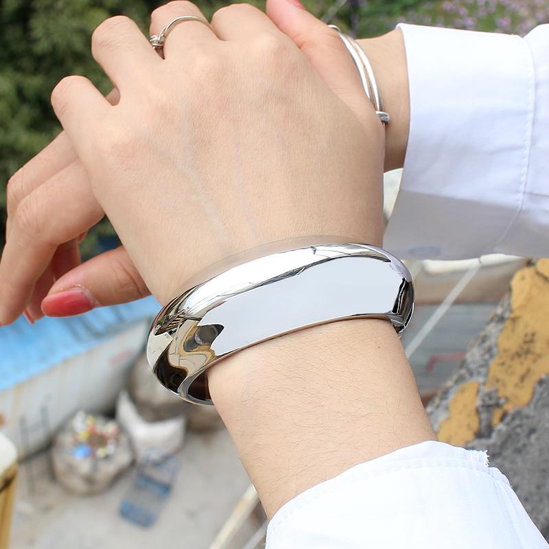 2026 New Arrival Fashion Classic Glossy Plain Ring Circle Bangle Exaggerated Funky Spring Open Metal Chunky Bracelet