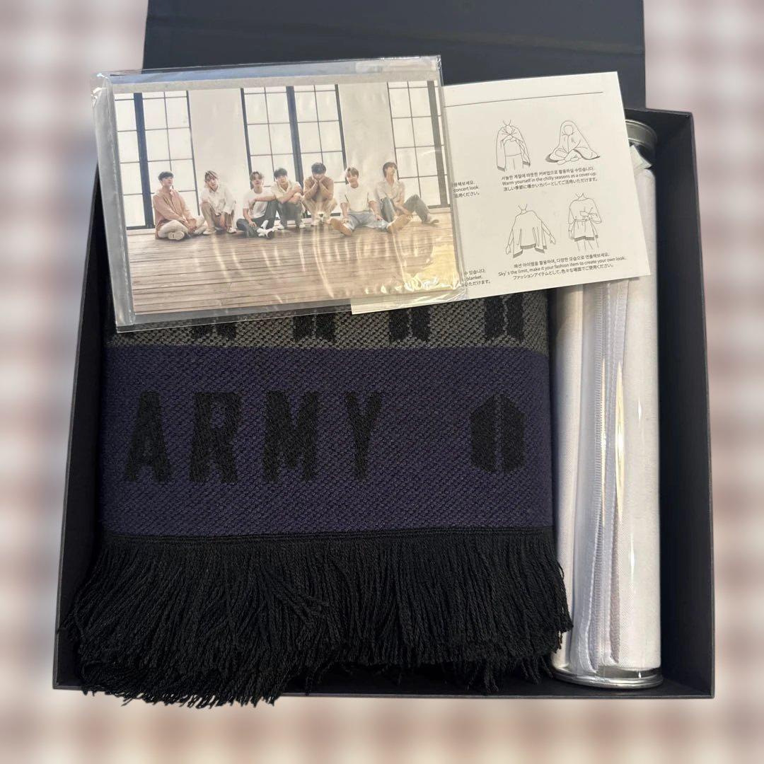 

[Б/У] BTS MERCH BOX #1