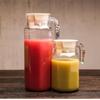 0.6L Transparent Plastic Waist-Shaped Pitcher