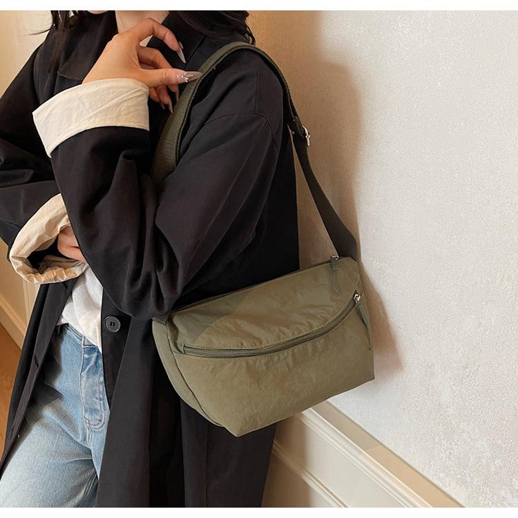 New Cloth Bag Women's Simple Solid Color Shoulder Bag Large Capacity Fashion Leisure Going Out Messenger Bag