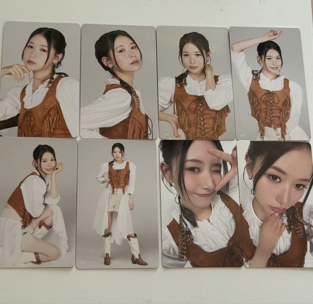 

[USED] ME:I LAPOSTA 2025 Random Trading Cards (8 Types) Complete Set by Momona Kasahara