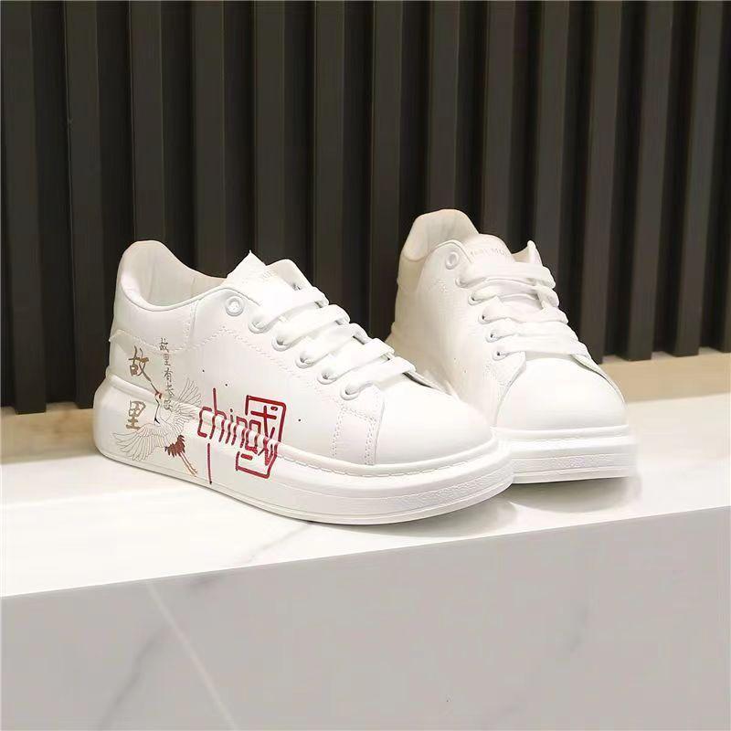 Chinese Style Men's and Women's Versatile Campus Breathable and Elevated Casual Shoes, Couple Version Fashionable Sports Shoes