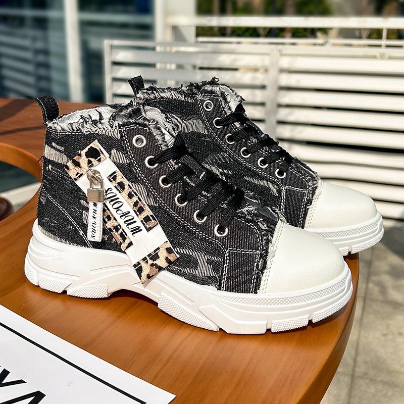 Fashion 2025 Spring Canvas Heightening Women's Shoes New platform Sneakers Women Student Board Shoes High Top Outdoor Casual Shoes