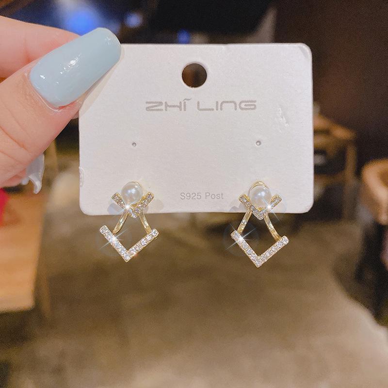 S925 Sterling Silver Rhinestone Circle Earrings - Trendy Street Style with Shining Personality