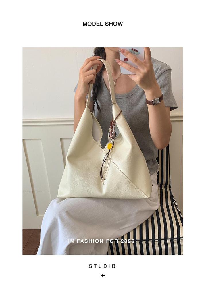 Vintage Soft Leather Women's Large Capacity Shoulder Bag - Stylish, Versatile Tote for Casual or Work Commute