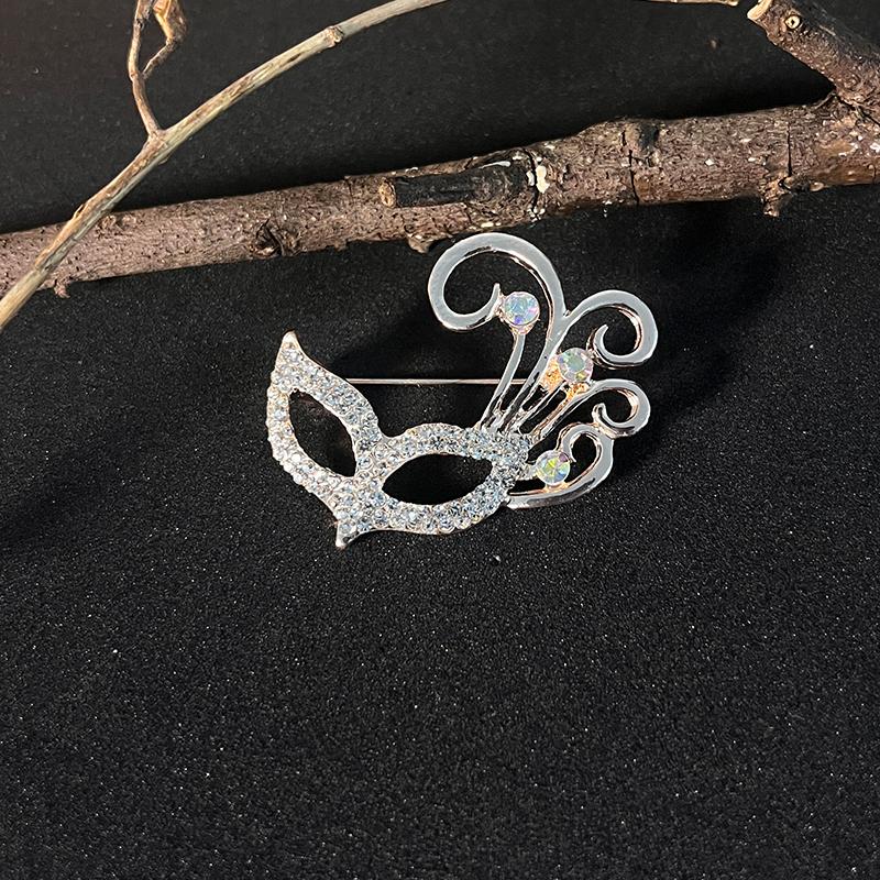 Broche clásico de cristal con forma de máscara de zorro para mujer