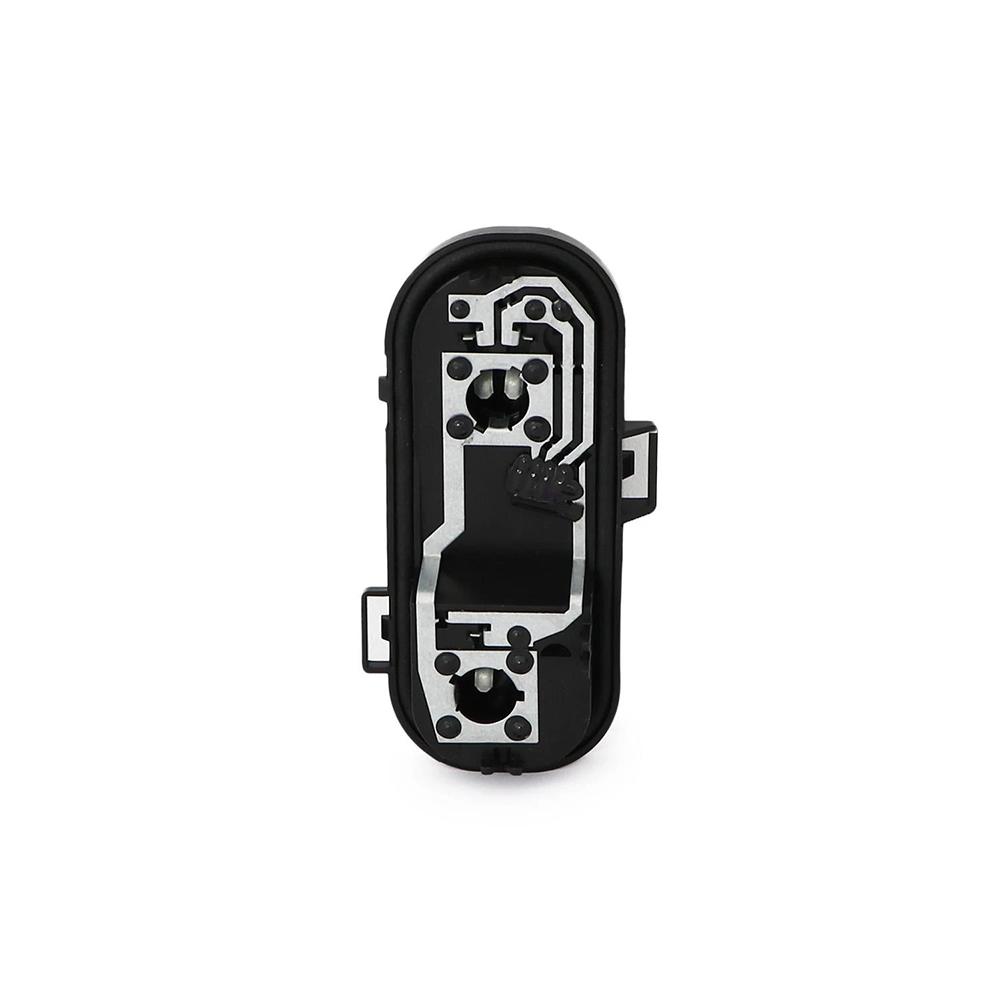 

For Nissan Qashqai 2007 2008 2009 2010 2011 2012 Rear Tail Light Bulb Holder Talight Brake Light Stop Lamp Bulb Hole Bulb Socket R