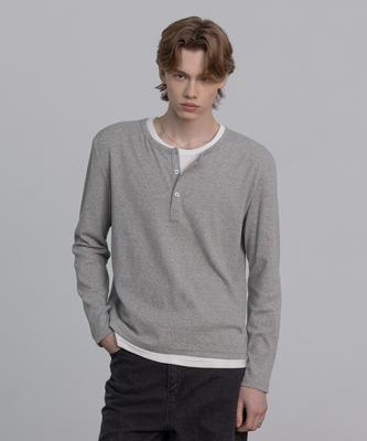 DECOROSO Easy Layered Henley Neck Long Sleeve T-Shirt [Gray]
