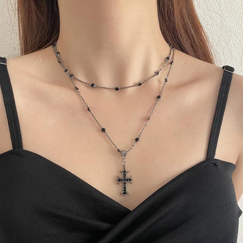 Fashion Retro Black Rhinestone Jesus Pendant Choker Necklace for Women Punk Vintage Double Layers Chain Neck Boho Zircon