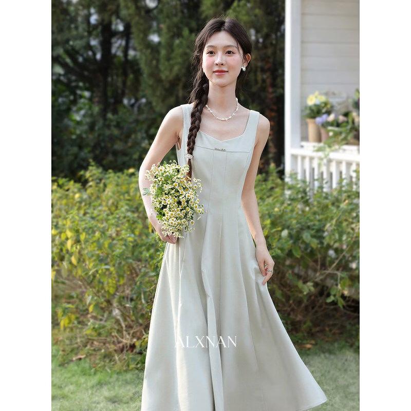 

Lu Xiangnan French Square Neck Sleeveless A-Line Dress M