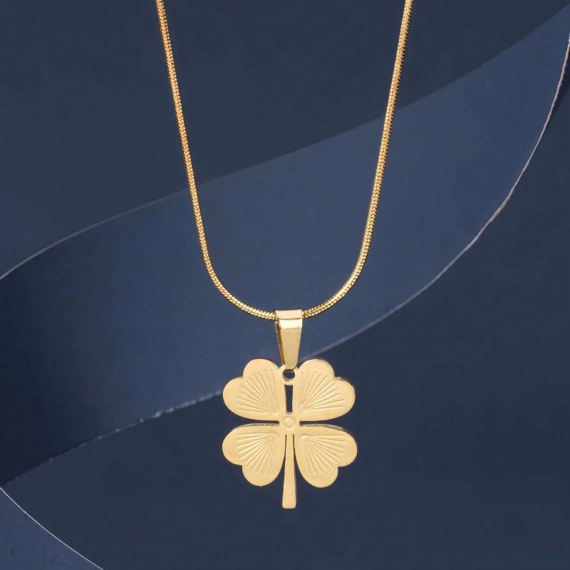 1 Stück Klassische und luxuriöse 18K vergoldete Edelstahl Schlangenkörper-förmige Gliederkette mit Glücksklee-Anhänger, geeignet für Damen für den Alltag