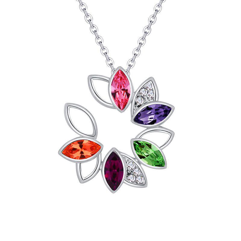 Stunning Multicolor Ladies Fashion Wreath Rhinestone Necklace Love Pendant Jewelry