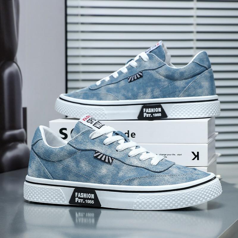 Teen trend canvas shoes men's 2025 new versatile popular men's leisure sports fashion low-top board shoes