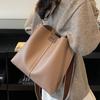 Large Capacity Bag Women's Bag Autumn and Winter New Trendy Fashion Broadband Messenger Bag Shoulder Handbag