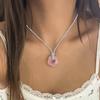 Süßer Blumenanhänger Choker Ausgestanzte Blumengirlande Acrylmaterial Ein Must-Have-Accessoire für modebewusste Damen