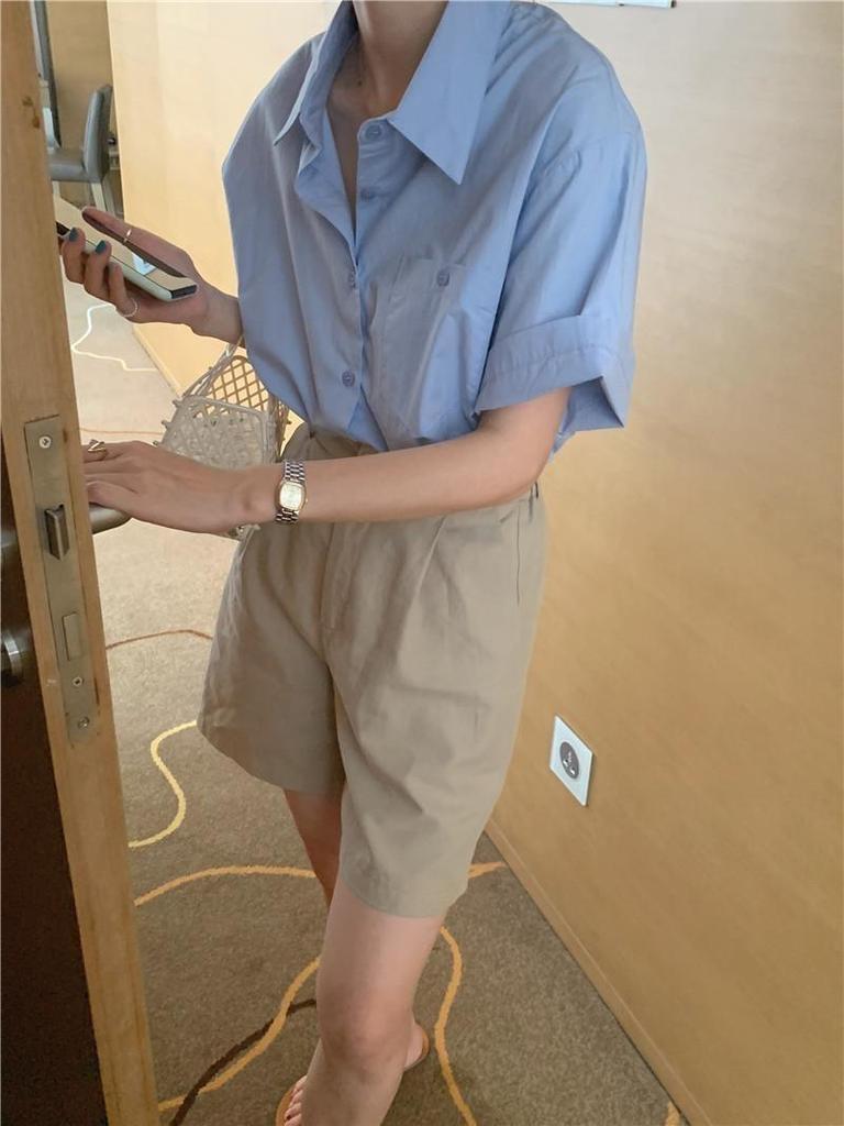 Cămașă de damă coreeană albastră lăptoasă, cu mânecă scurtă, largă, cu guler și design cu buzunar