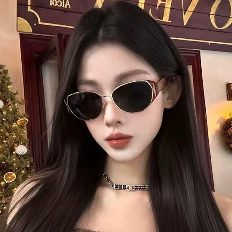 Retro cat eye sunglasses women's round face thin advanced sunglasses old money wind UV protection glasses