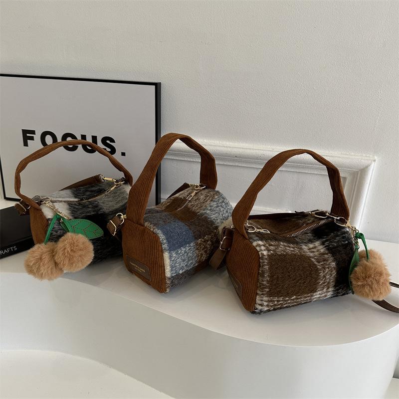 Winter Plaid, Winter Fashion 2025 New Woolen Plaid Single Shoulder Crossbody Pillow Handbag