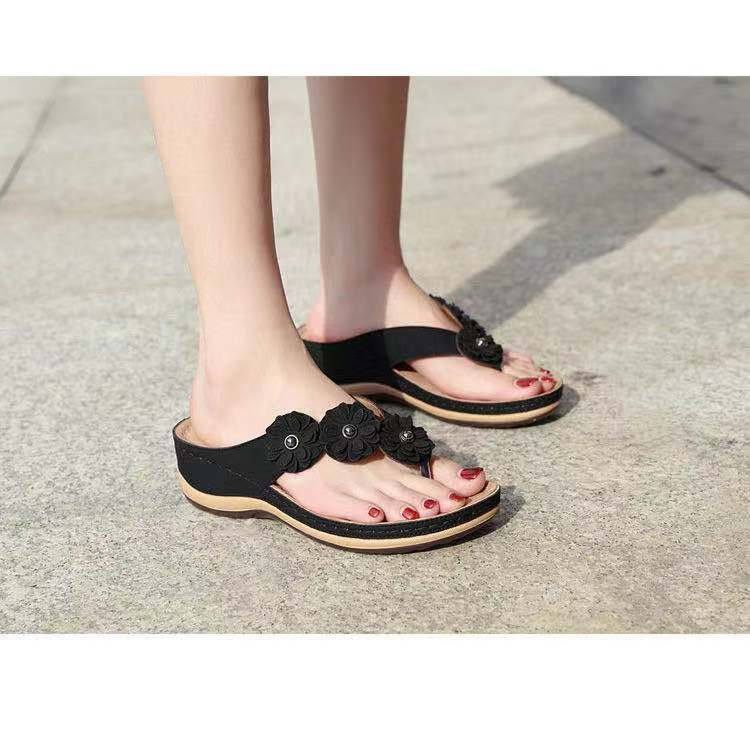 Flip-flops Women's Multi-colored Handmade Women's Shoes Large Size Retro Flower Flat Bottom Round Head Casual Women's Sandals