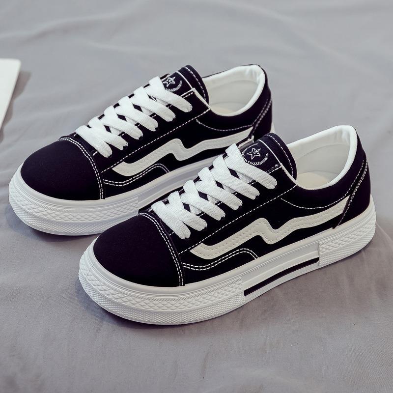 Spring and Autumn New Canvas Shoes Women's Versatile Flat-soled White Shoes Breathable Student Cloth Shoes Women's Shoes Autumn Models