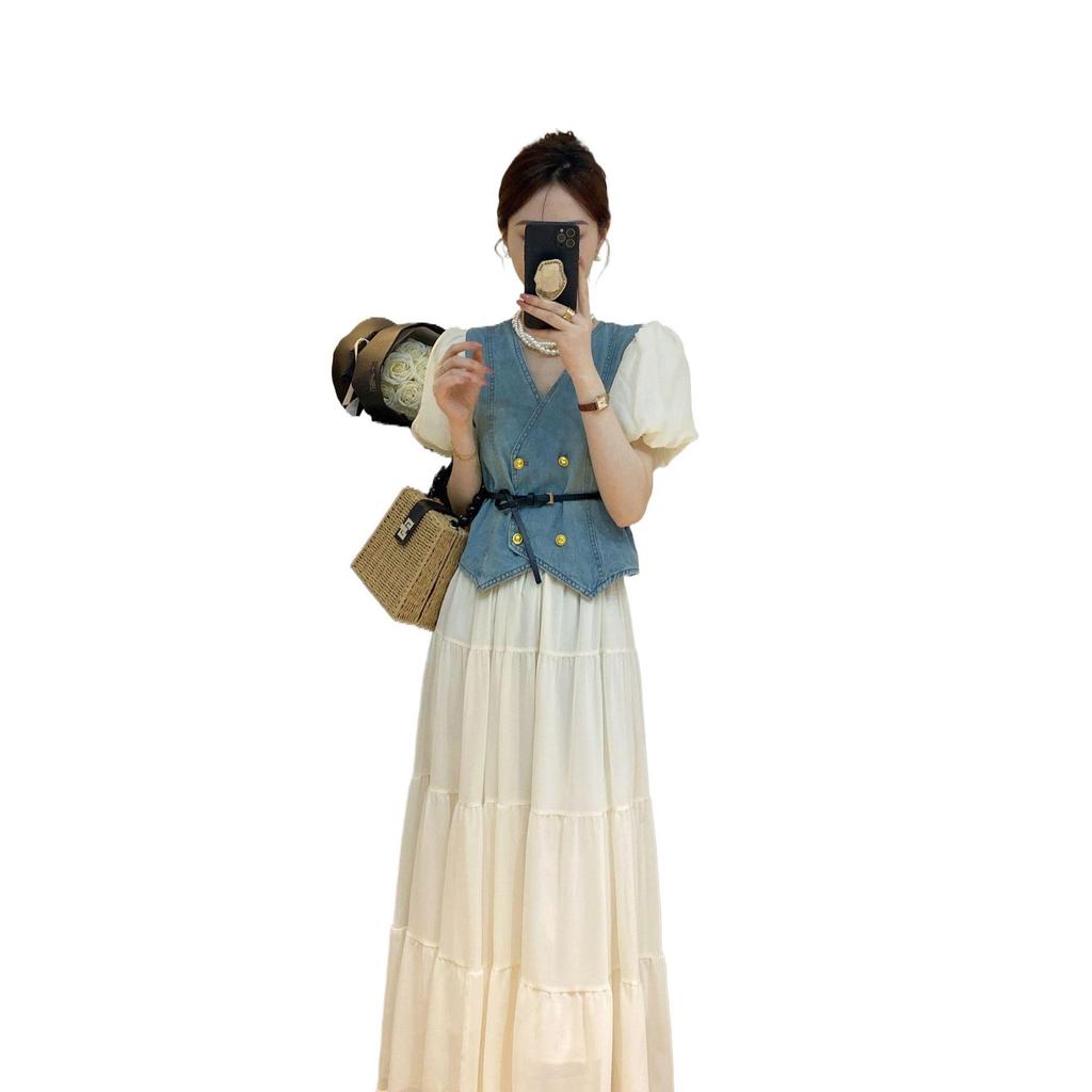 Women's Denim Two-Piece Dress for Summer 2026: Slimming, Petite Fit with Short-Sleeved Jacket and Mid-Length Skirt.