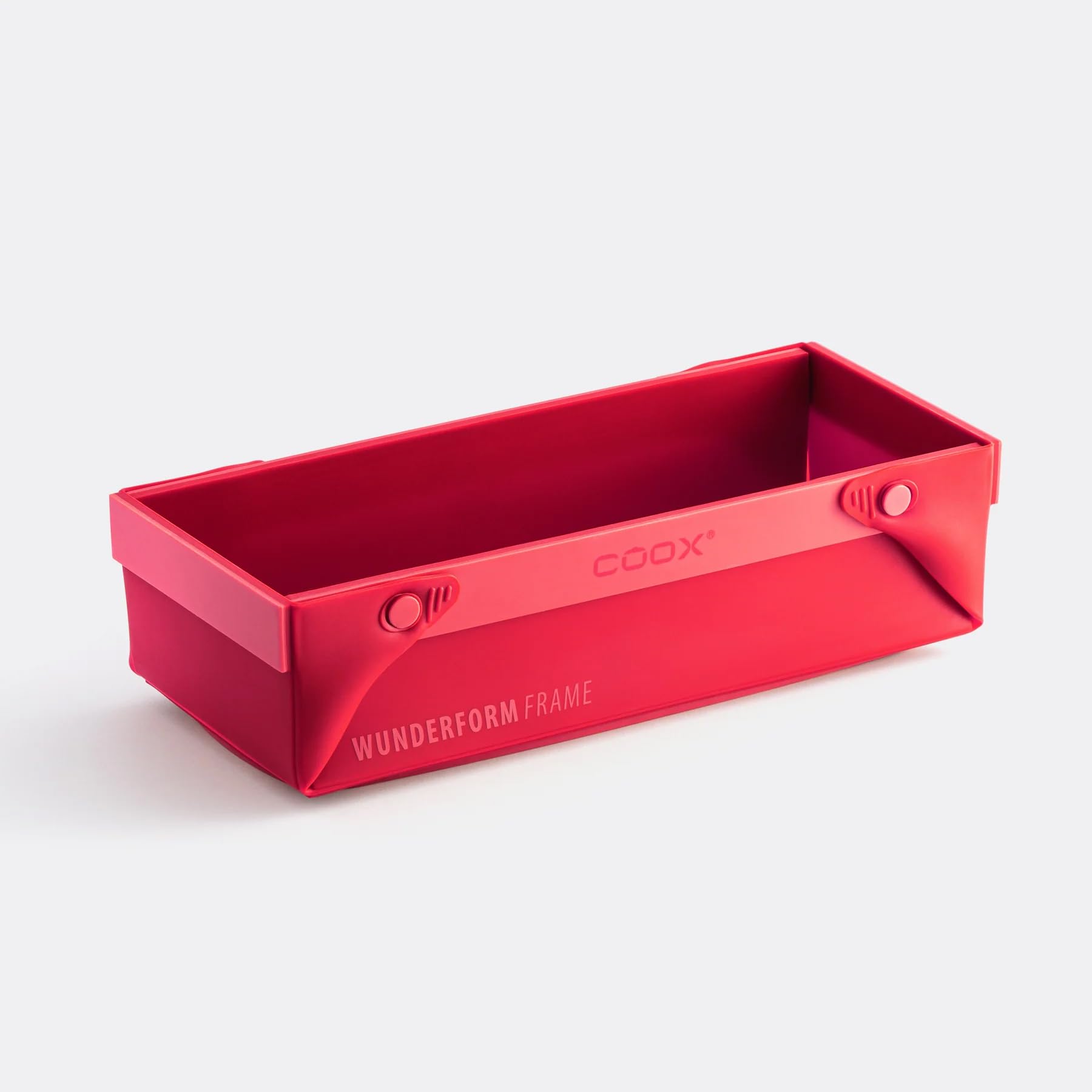 

Seiei COOX WUNDER FORM FRAME, Средний, Красный. Жаро- и холодостойкая форма для торта, не требует пергаментной бумаги, можно использовать в духовке и мыть в посудомоечной машине.