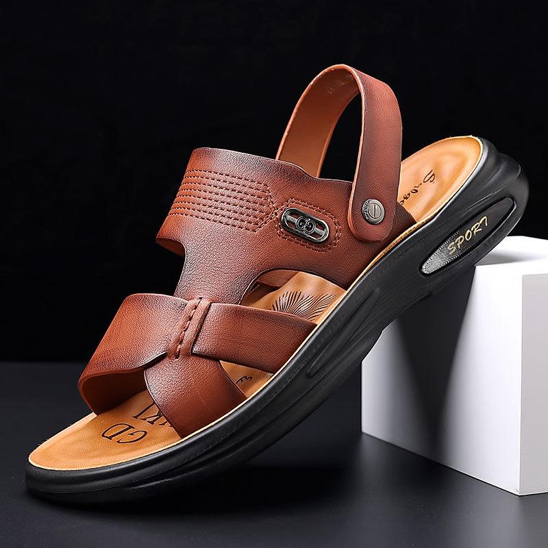 Men's Sandals Trendy 2025 New Summer Cowhide Beach Shoes Men's Genuine Leather Cool Slippers Dual Purpose Driving Shoes