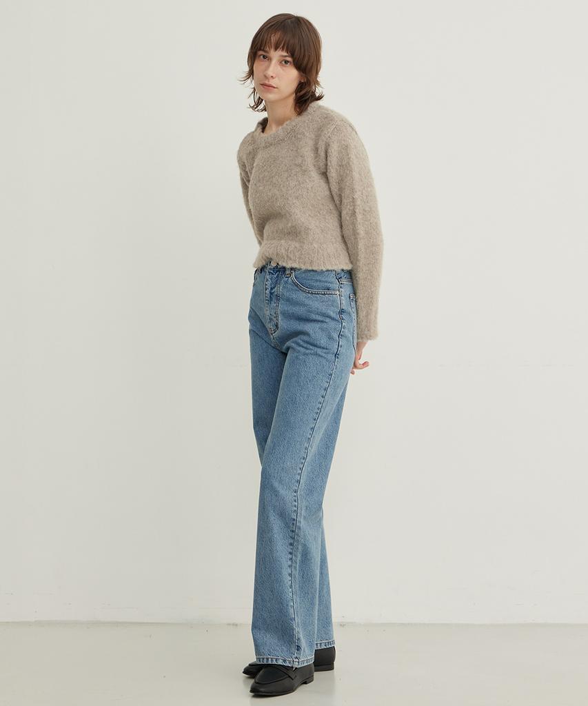 STEP AROUND Brushed Crop Round Knit_Sandstone
