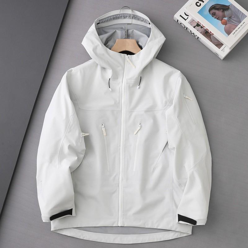 Alpha 7 SV Outdoor Waterproof Hardshell