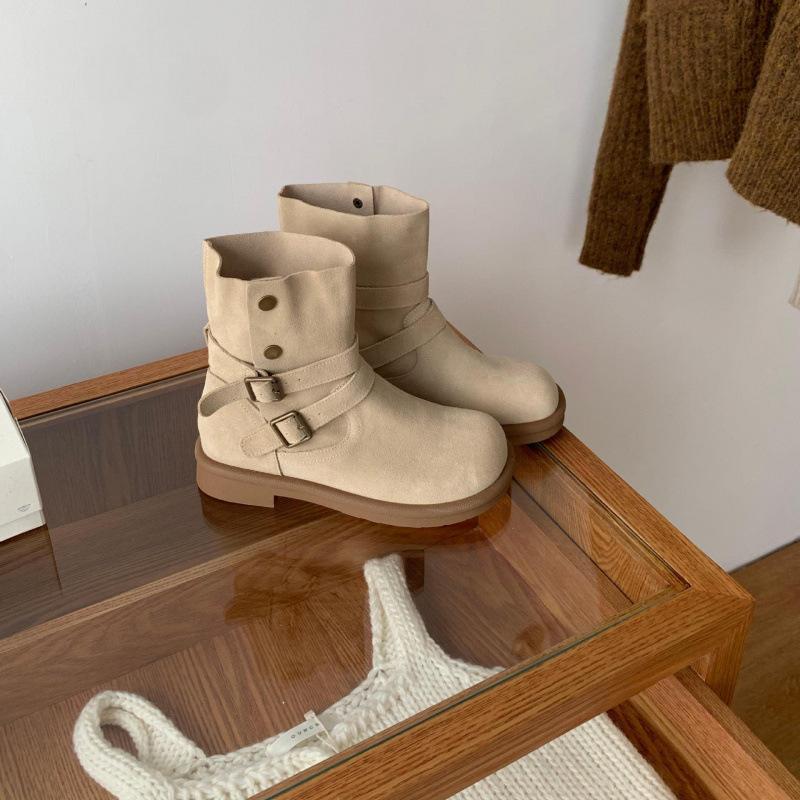 

Wasteland wind western cowboy boots 2025 autumn and winter new locomotive short boots casual Martin boots versatile pile boots women 39 абрикосовый