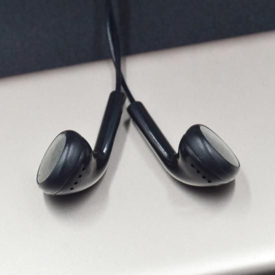 Universal Candy Color 3,5 mm plugg in-ear kablede hodetelefoner for telefon MP3 bærbar PC