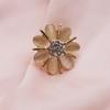 High-End, Cute Air-Chest Pin Buckle, Anti-Light Buckle, Source Jewelry, Corsage Bee.